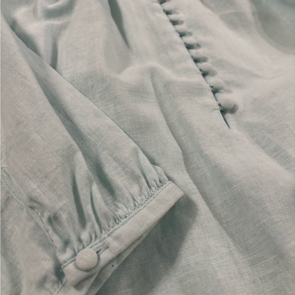 Rose & Thyme 1X Lightweight Women’s Blouse in soft blue hue - Beach Shopping - Picture 3 of 4